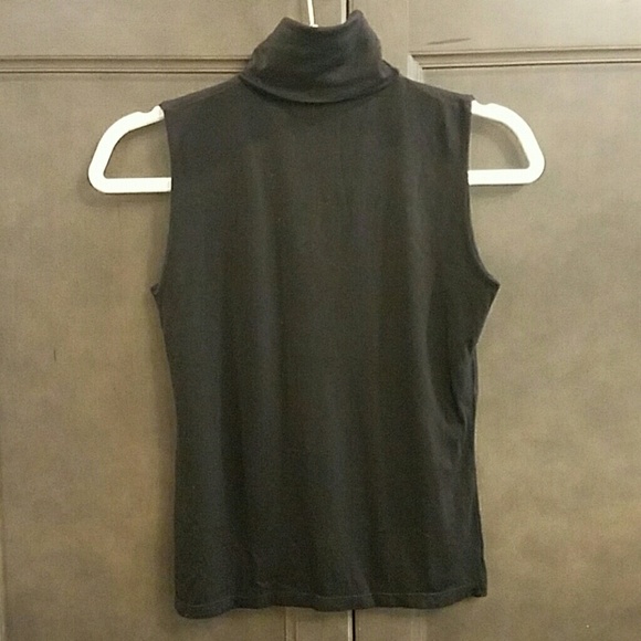 Robe grossesse noire Zalando Maternité T.M état neuve (D'occasion) à Robe grossesse noire Zalando Maternité T.M état neuve (D'occasion) à